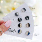 Mini dvobarvni uhani Nikita - slika 2