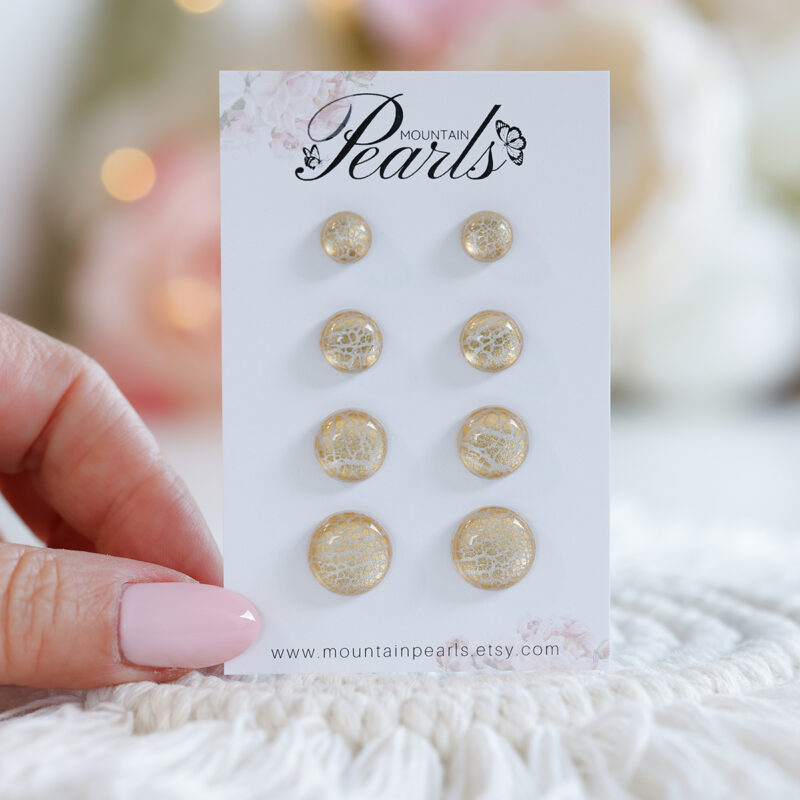 Mini zlati bež uhani - slika 2