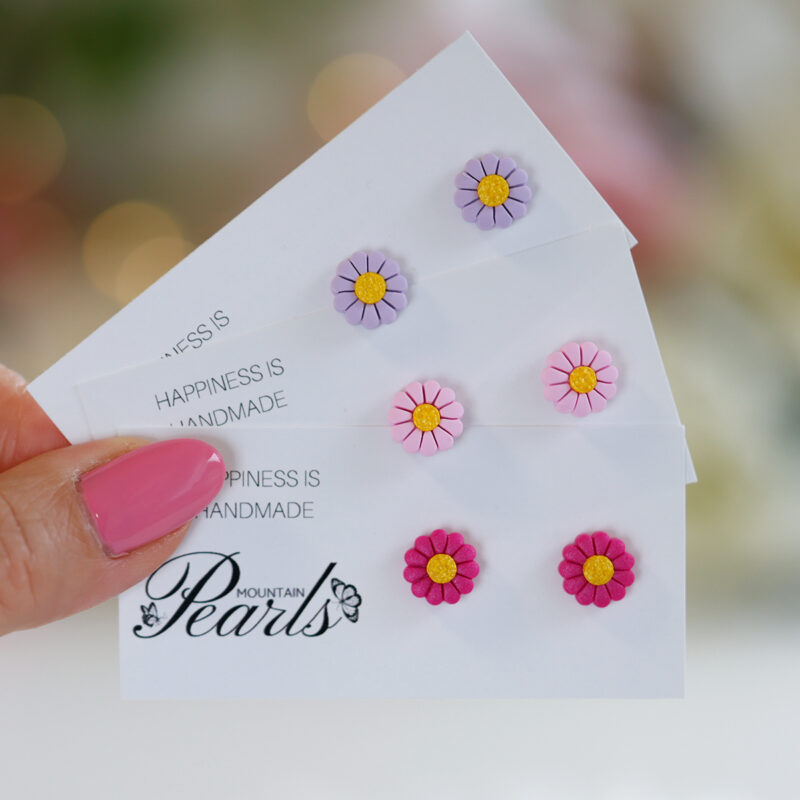 Pomladne rožice – mini uhani iz polimerne gline 3