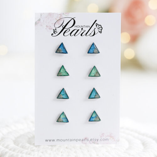 Unikatni uhani Soča v obliki trikotnikov, več barv.