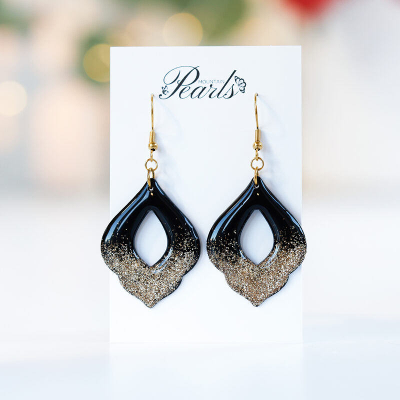 Viseči črno-zlati uhani z bleščicami