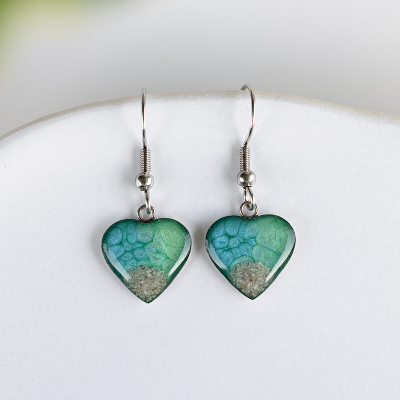 Viseči uhani Soča srčki – ročno izdelani, zeleno turkizni - slika 2