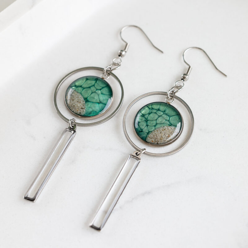 Viseči uhani Soča – temno zeleni s peskom - slika 3