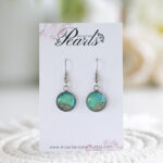 Viseči uhani Soča v zeleno-modrih tonih s peskom iz reke, velikost M, ročno izdelani